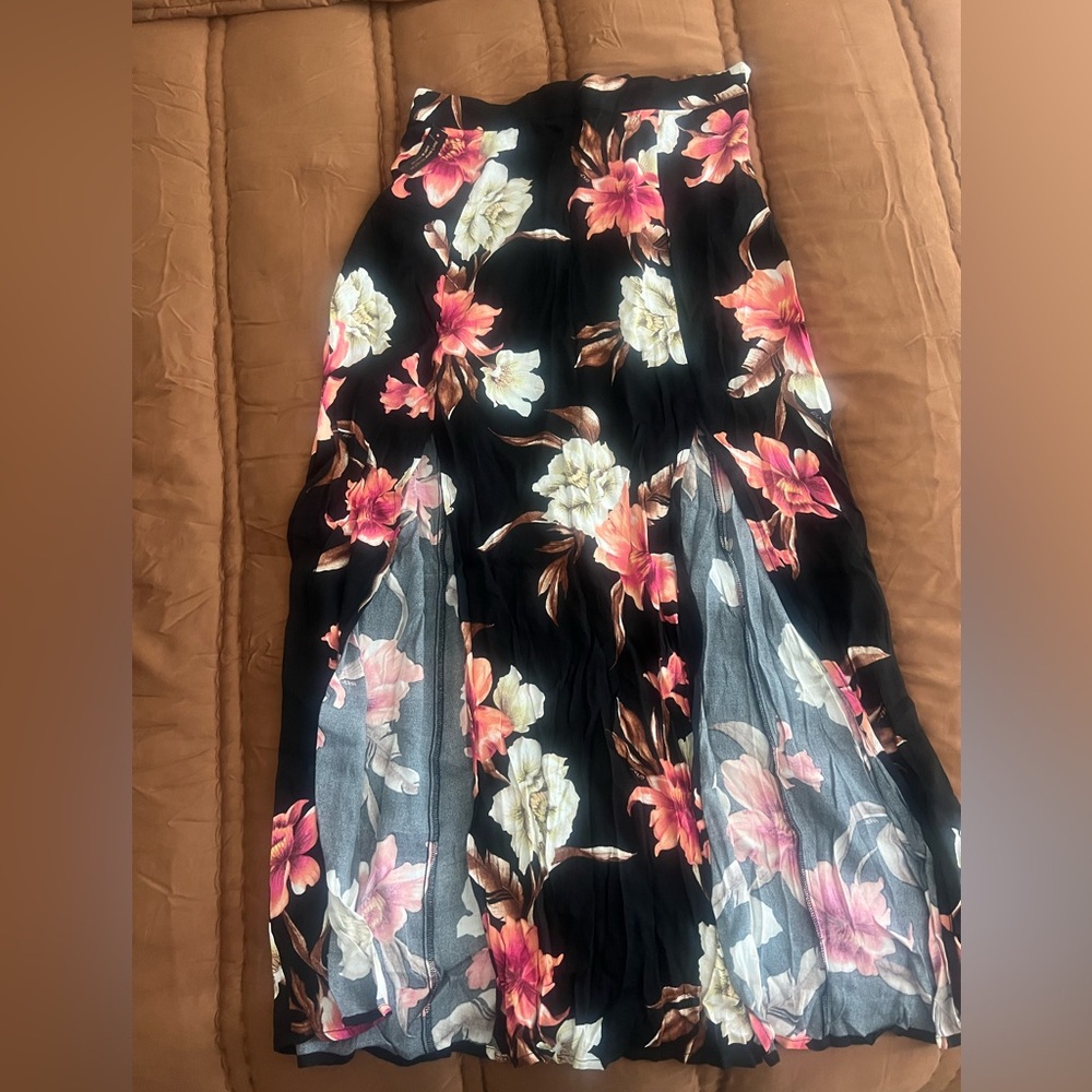 AFRM Floral Black Maxi Skirt with cut outs - Pink & White Bloom size XL